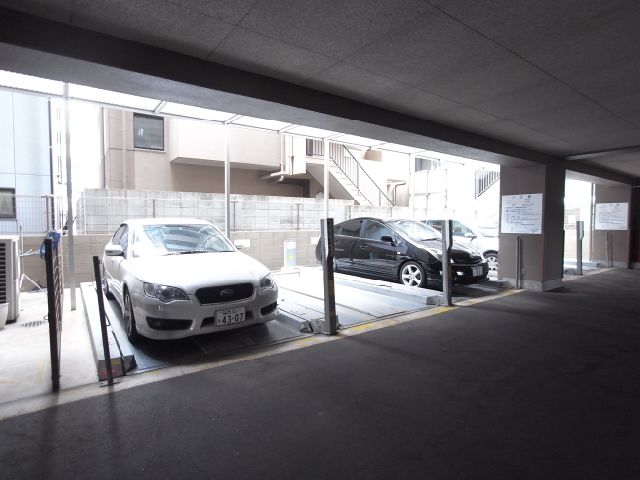 ����14