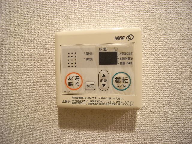 ����13