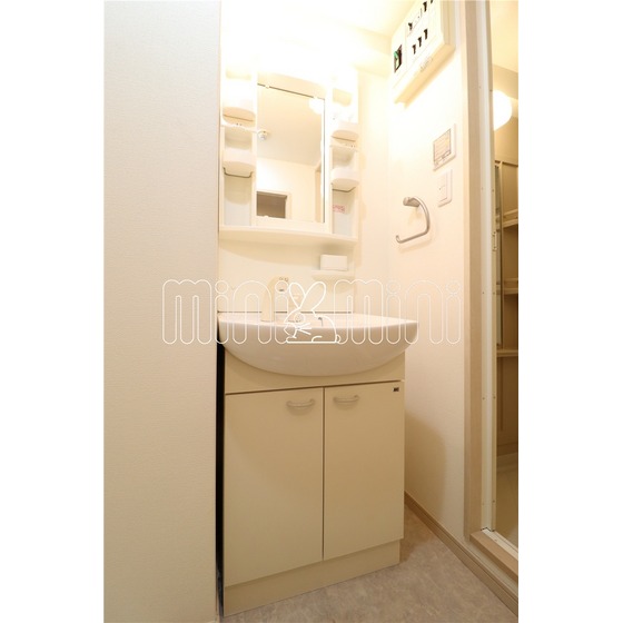 ����6