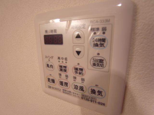 ����13