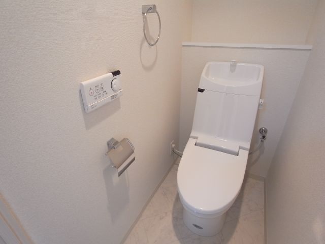 ����5