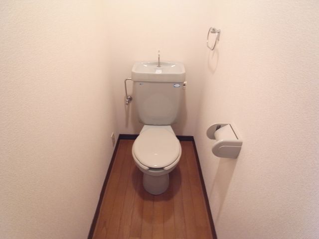 ����6