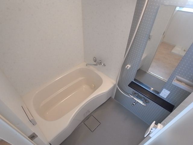 ����5