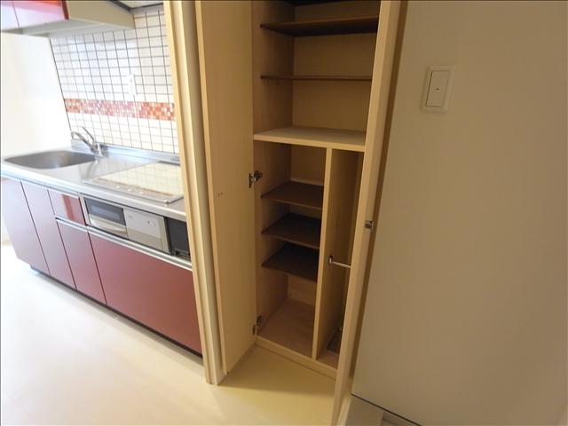 ����10