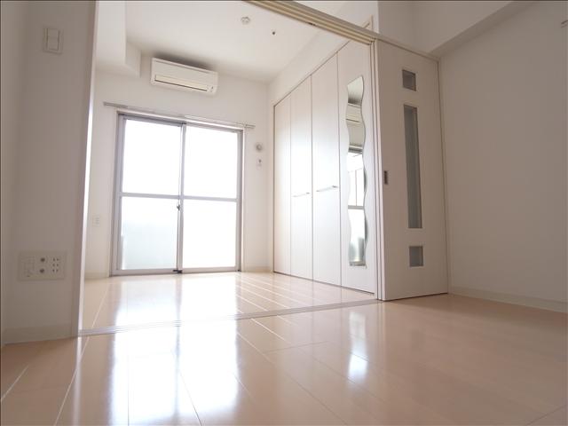 ����1