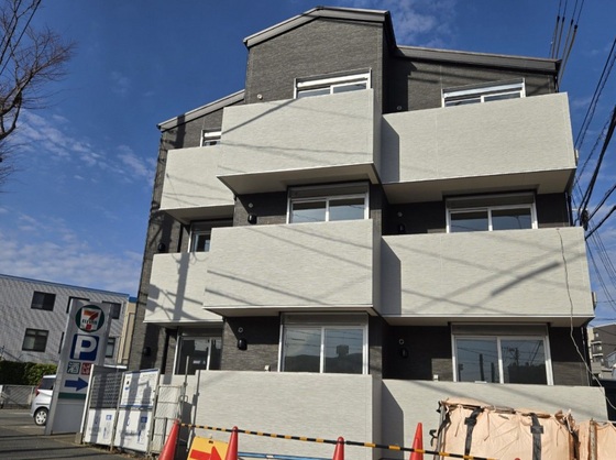 �����������s���ܗ���1�j