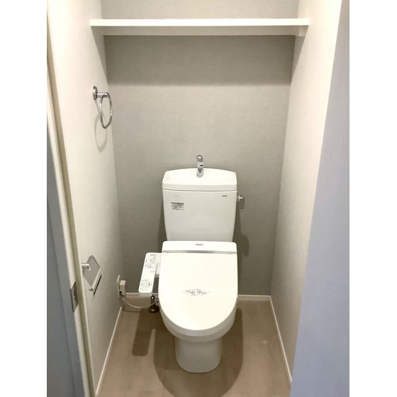 ����5