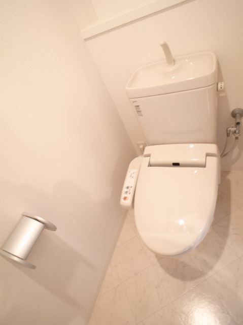 ����6