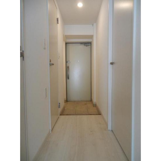 ����8