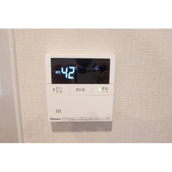 ����11