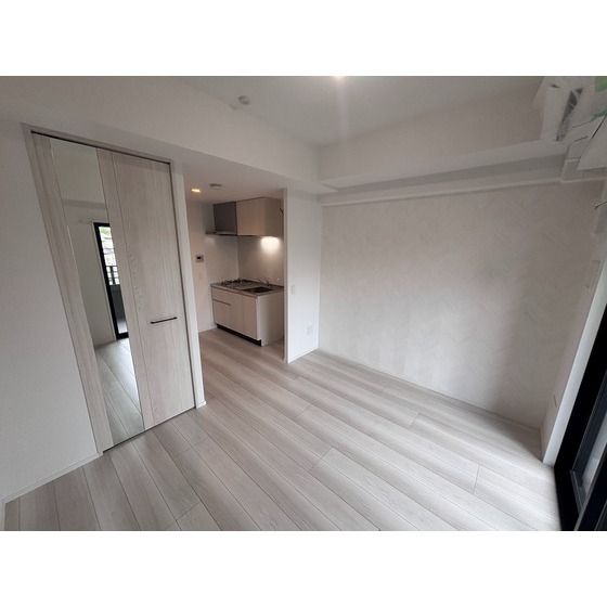 ����1