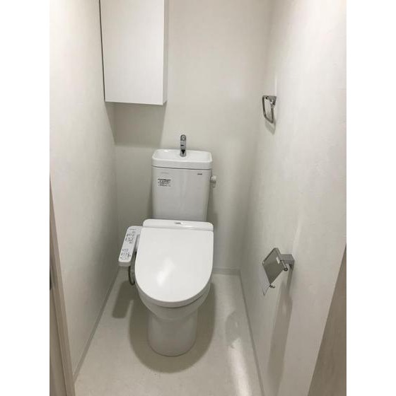 ����7