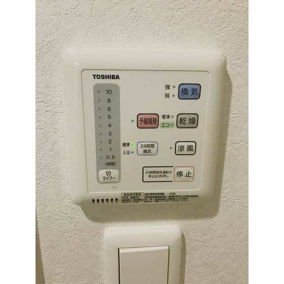 ����8