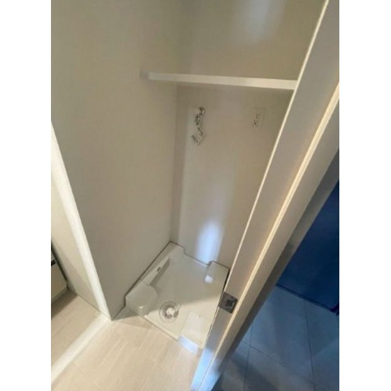 ����8
