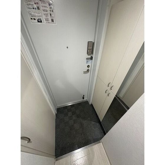����8