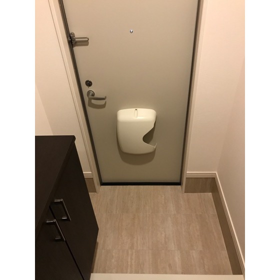 ����8
