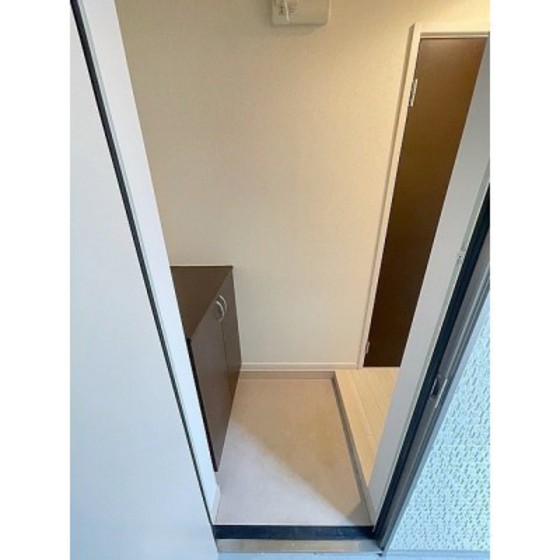 ����10