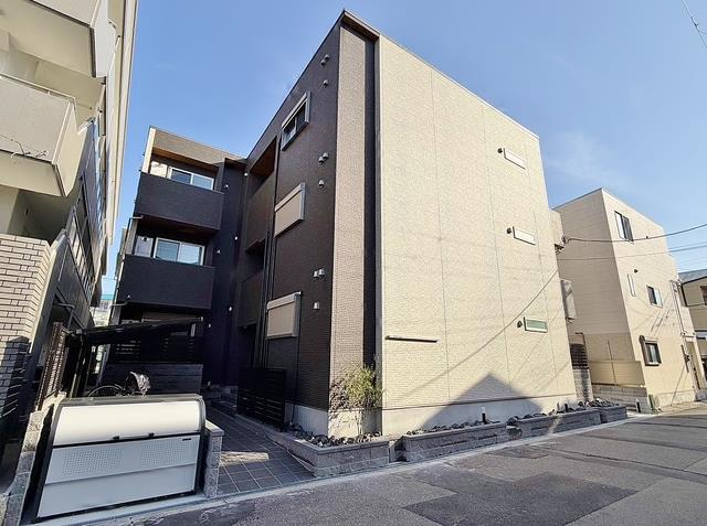 ���{���s�������L���Q����2�k�c�j