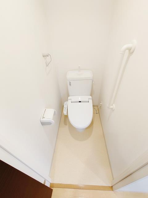 ����6
