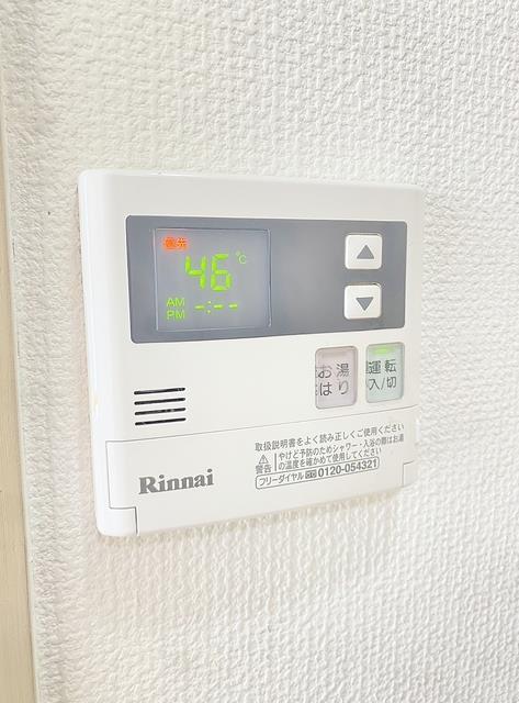 ����10