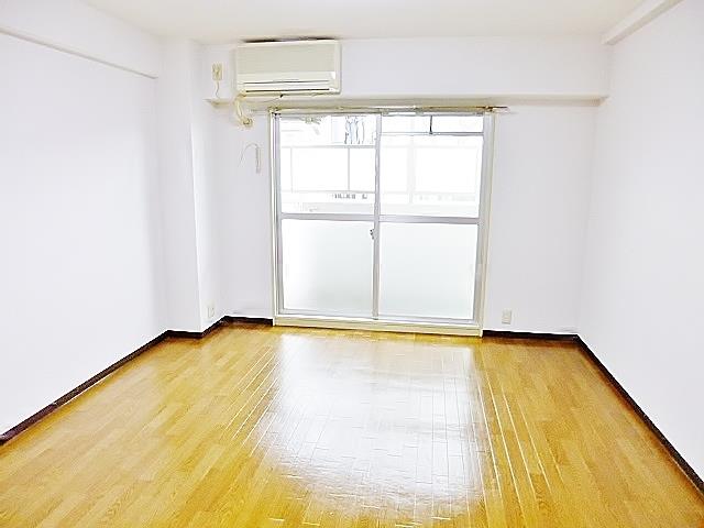 ����2