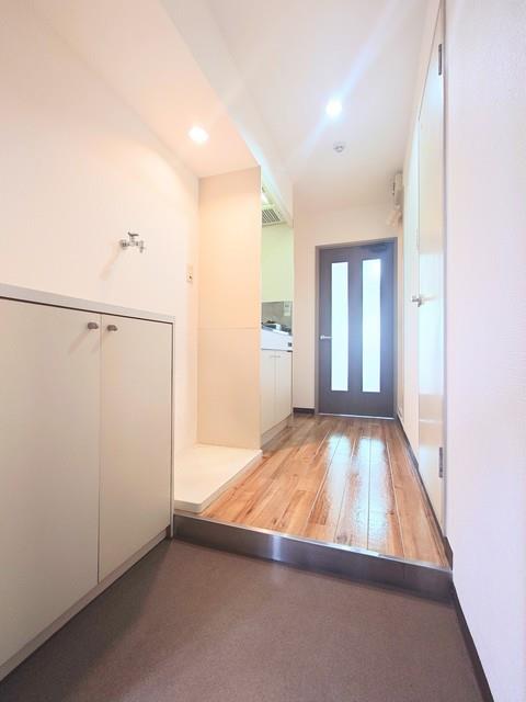 ����13