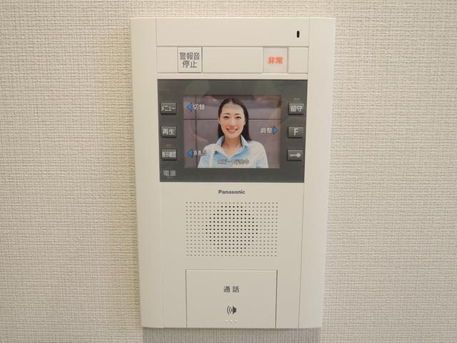 ����10