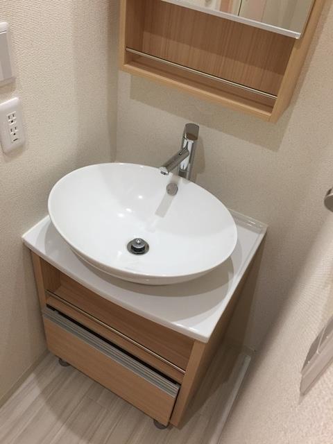 ����6
