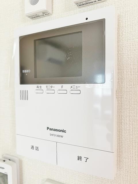 ����8