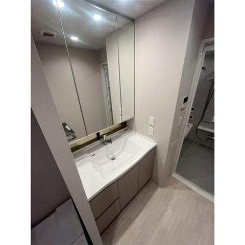 ����6