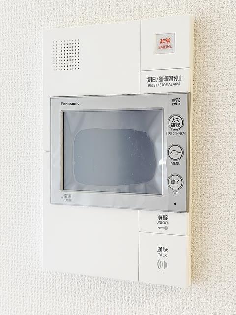 ����7