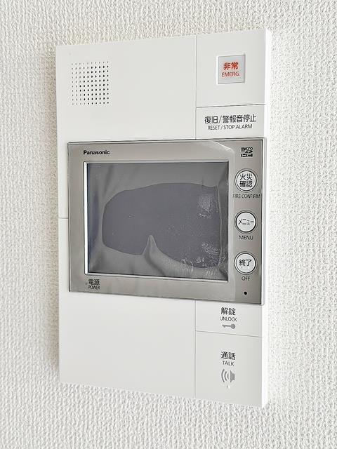����10