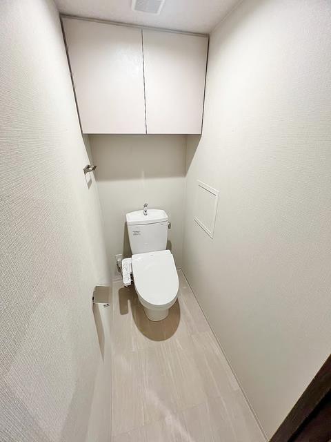 ����5