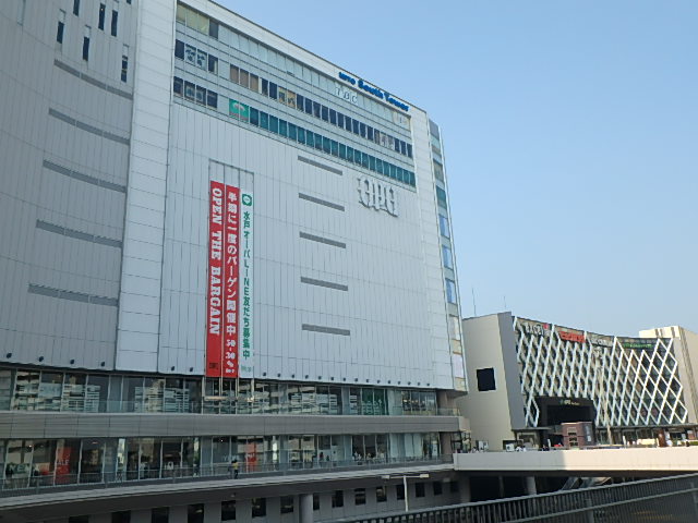 ���ˈ�ÃZ���^�[�t�����̋��Ō�w�Z�@�ʐ^5