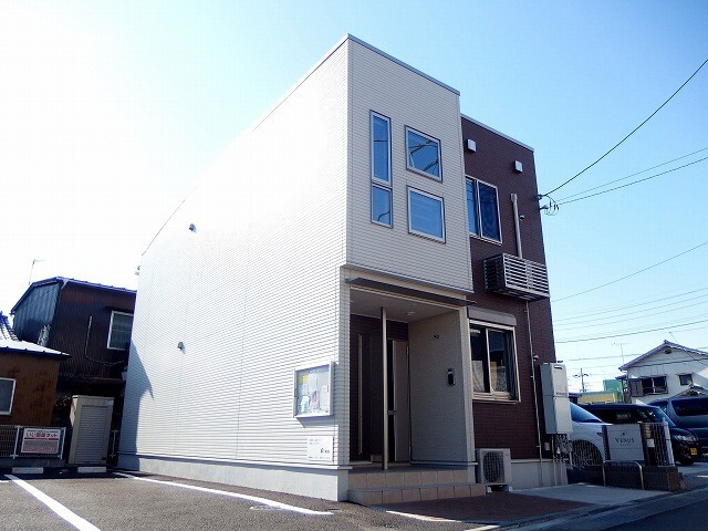 �Q�n������s�勴���Q�k�c�j