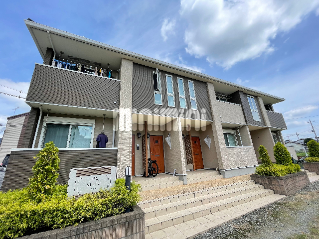 �M�z�{���@�k����w�i�k��22���j