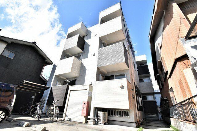 ���m�����É��s������d���P�q