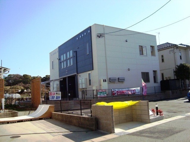 ���C���{���@��卂�w�i�k��28���j