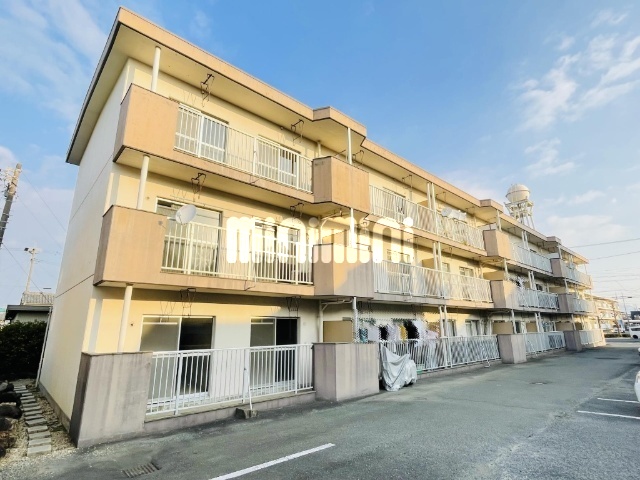 ���m���L���s�������ᏼ�Q�k�c�j