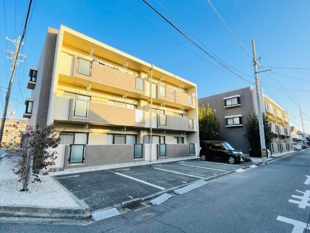 ���m���L���s�������쏼���Q�k�c�j