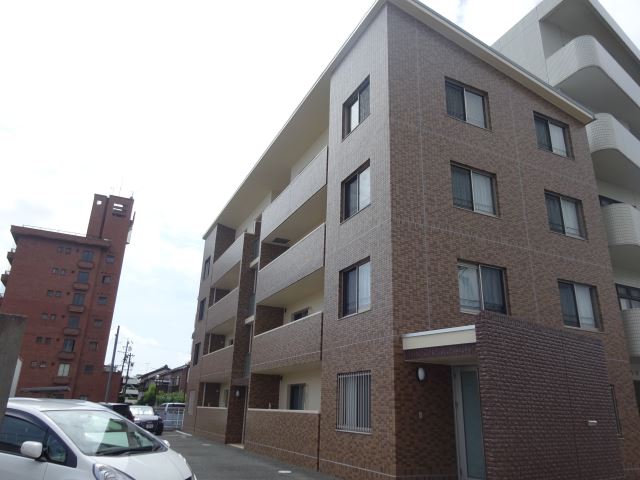 ���C���E�R�z�V�����@�L���w�i�k��5���j�A���C���{���@�L���w�i�k��5���j�A���S���É��{���@�L���w�i�k��7���j