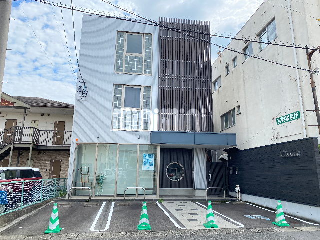 ���m�����c�s�{�H���P�j