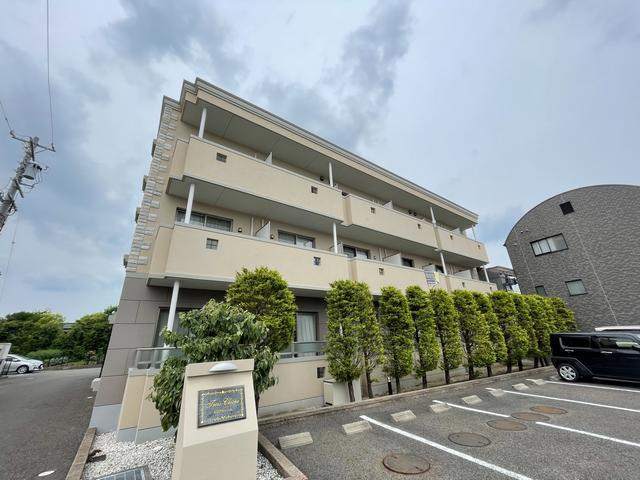 ���m���t����s�������P�q