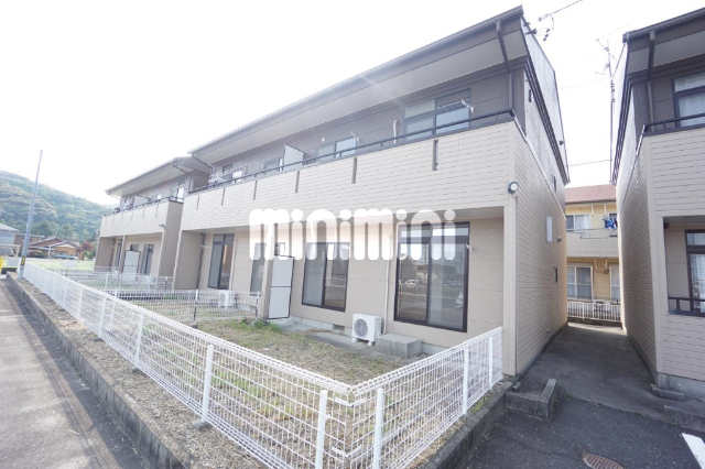 ���m���L��s������r�c�R�c�j