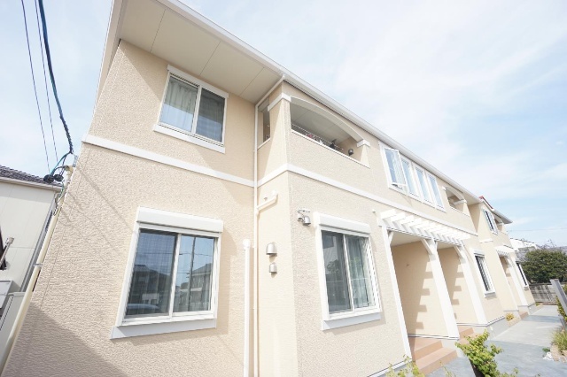 ���S�L����@�L���׉w�i�k��18���j