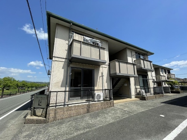 ���m���L��s�������{���P�k�c�j