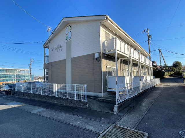 ���S�O�͐��@�L�c�s�w�i�o�X15�� �E�߃�����A �k��12���j