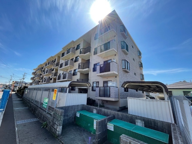 ���S���q���@���q�w�i�k��8���j