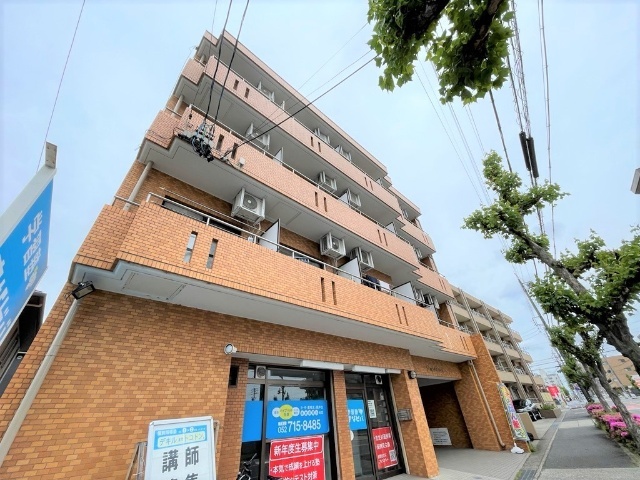 �n���S�ߕ����@�Ԓr�w�i�k��7���j