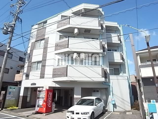 ���C���{���@���f���w�i�k��4���j